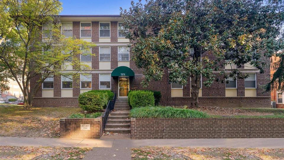 7571 Wellington Way Cover Photo